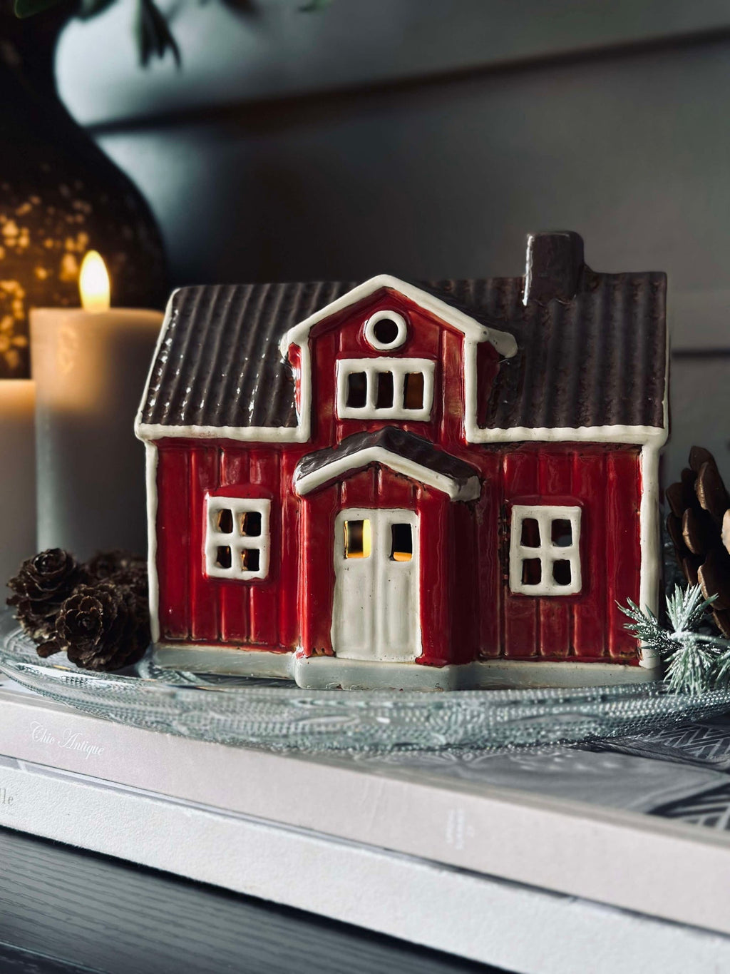 Keramikhus - Rött Trähus