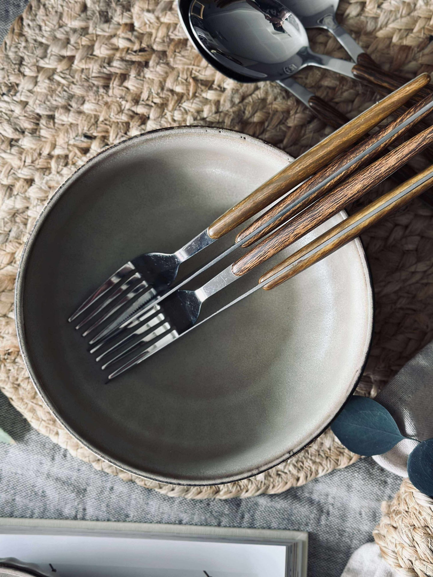 Skål VIGA randig stengods - Matt brun 16cm