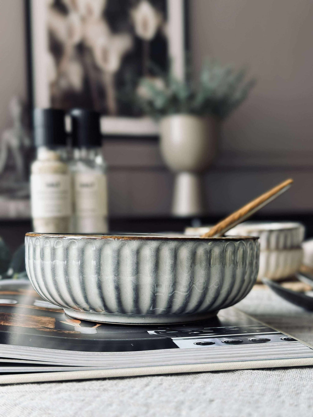 Skål VIGA randig stengods - Grå 16cm