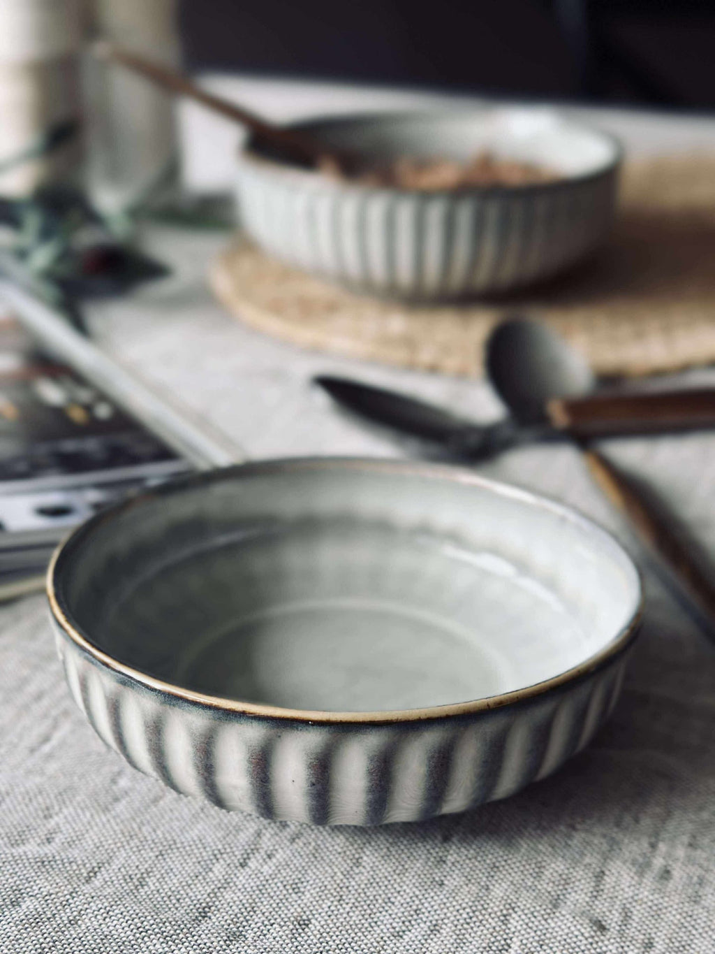 Skål VIGA randig stengods - Grå 12cm