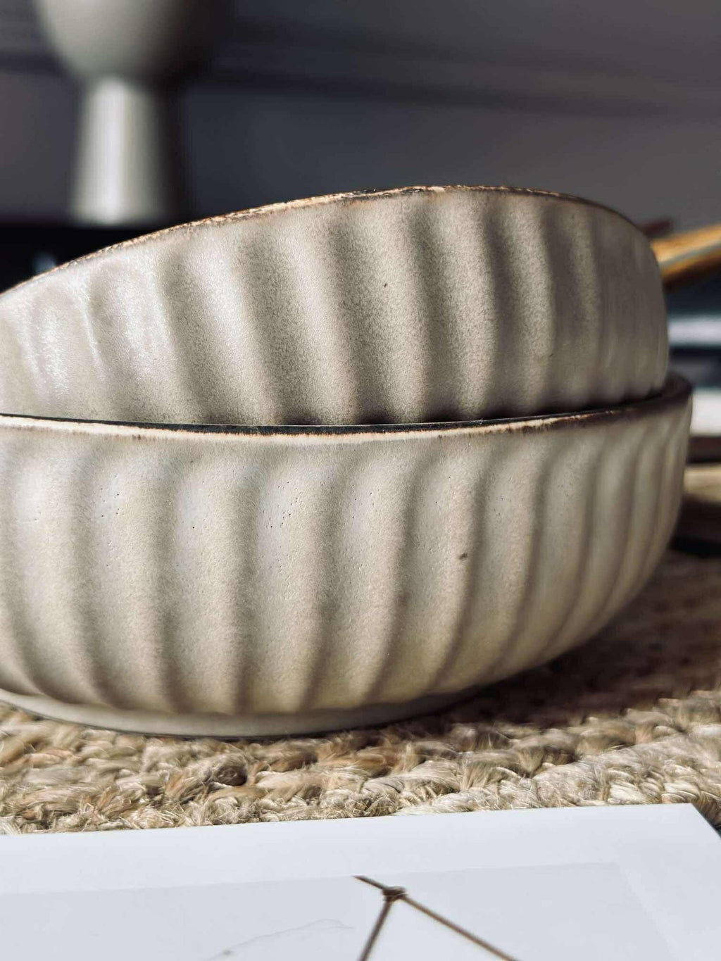 Skål VIGA randig stengods - Matt brun 16cm