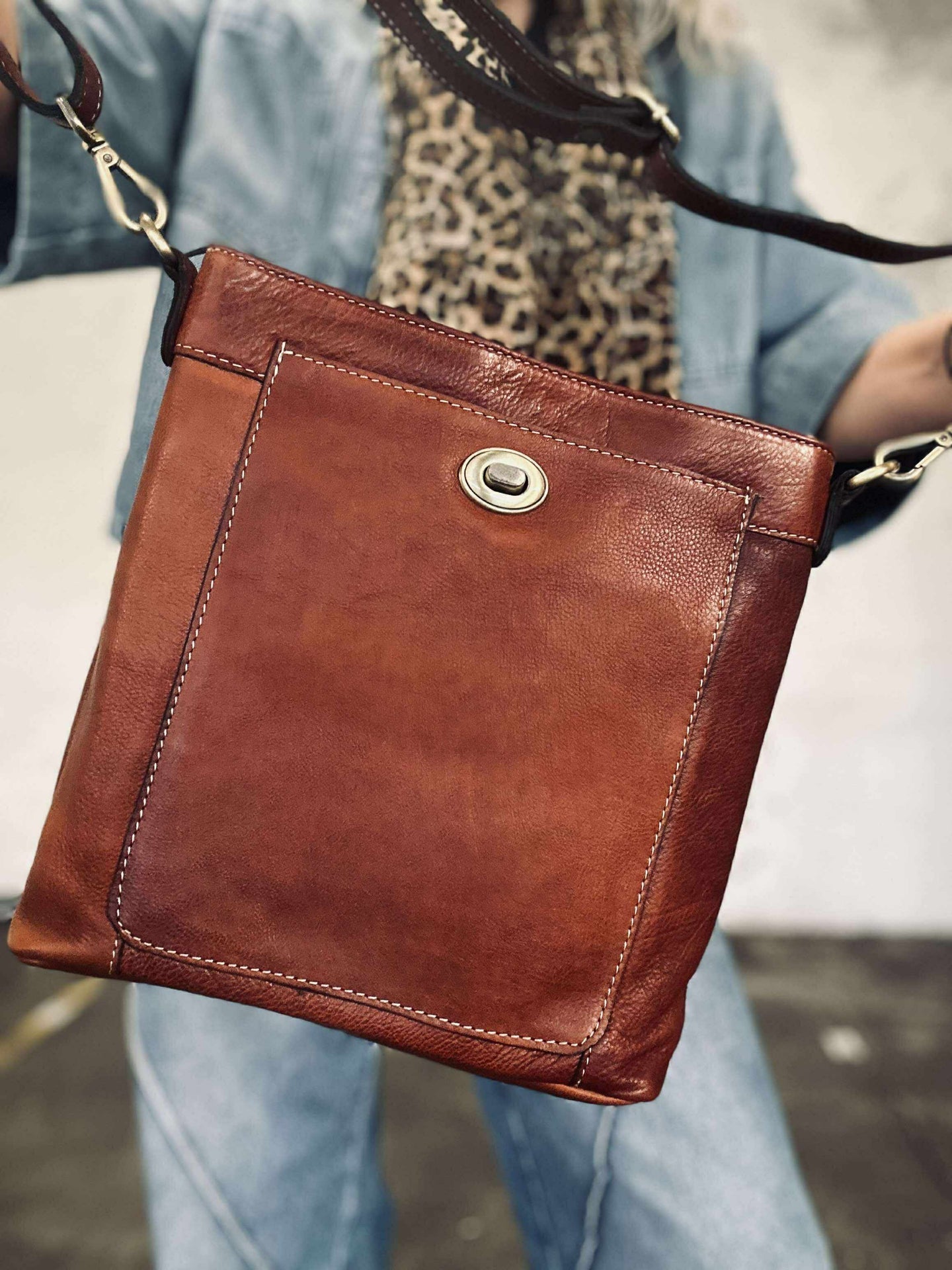 Crossover Moa liten - Cognac