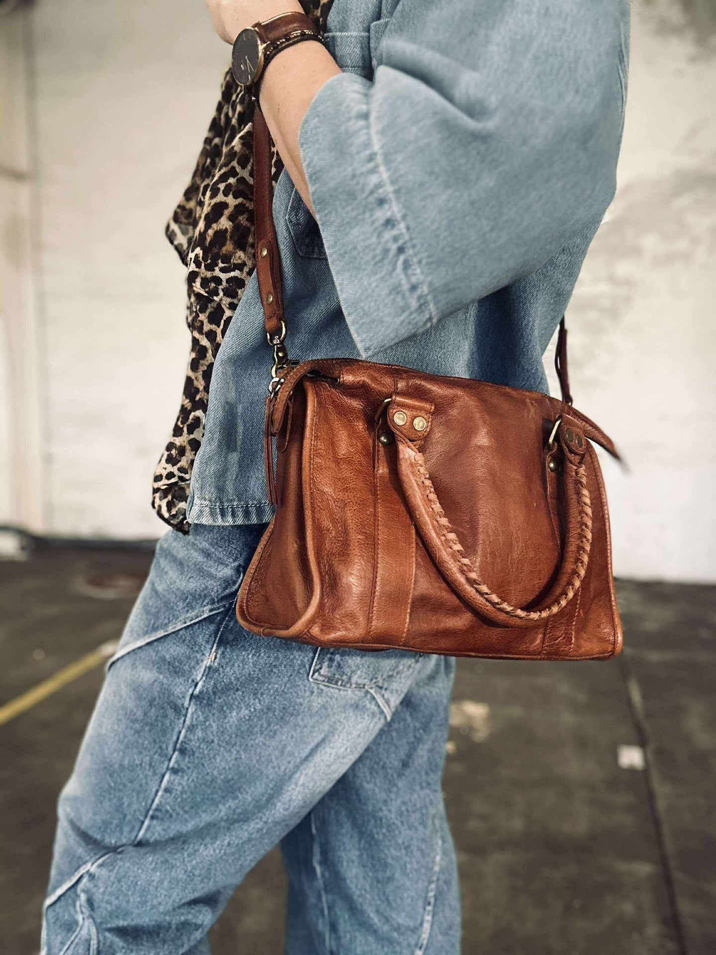 Crossover Miri Liten - Valnöt