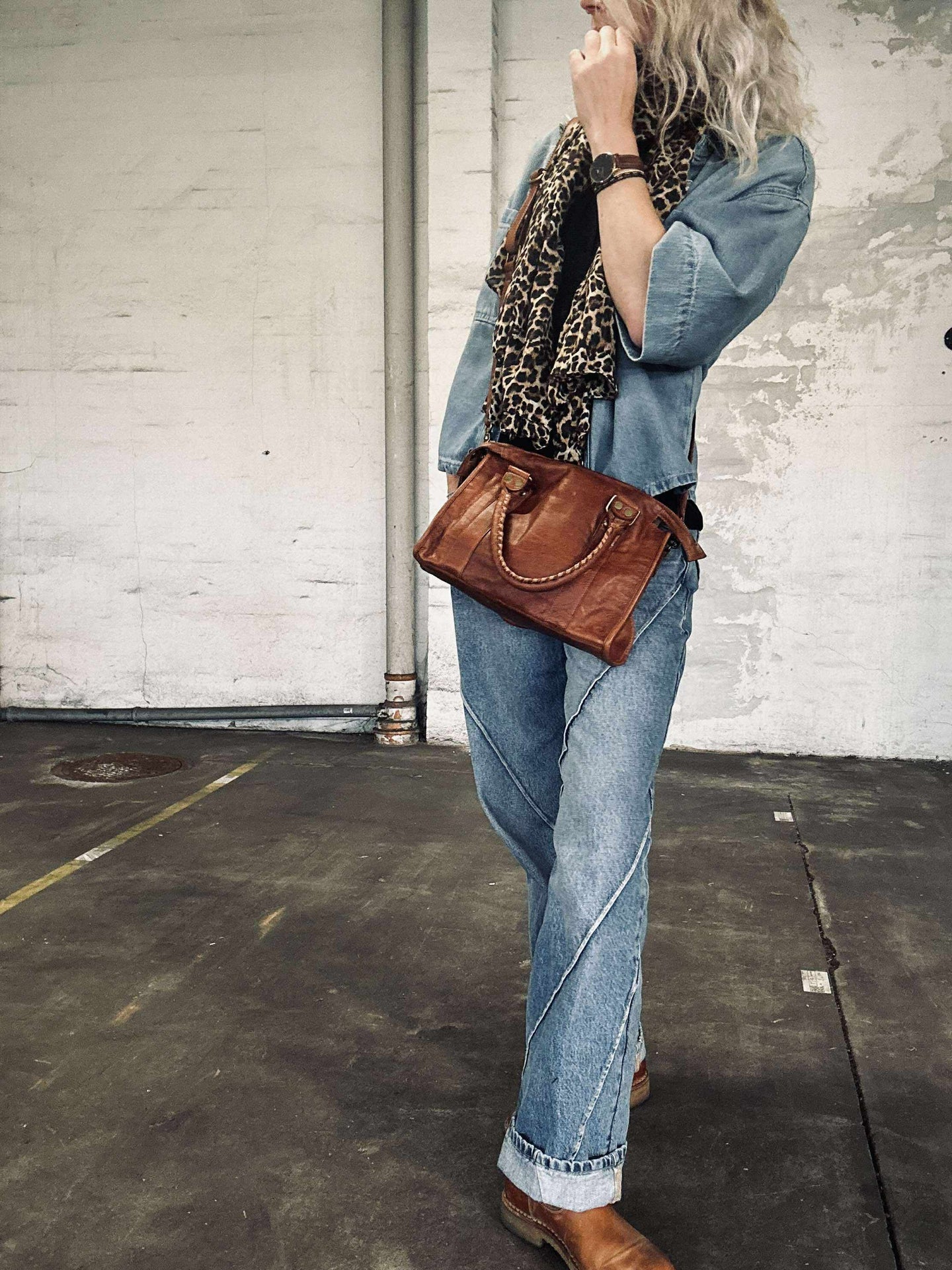 Crossover Miri Liten - Valnöt