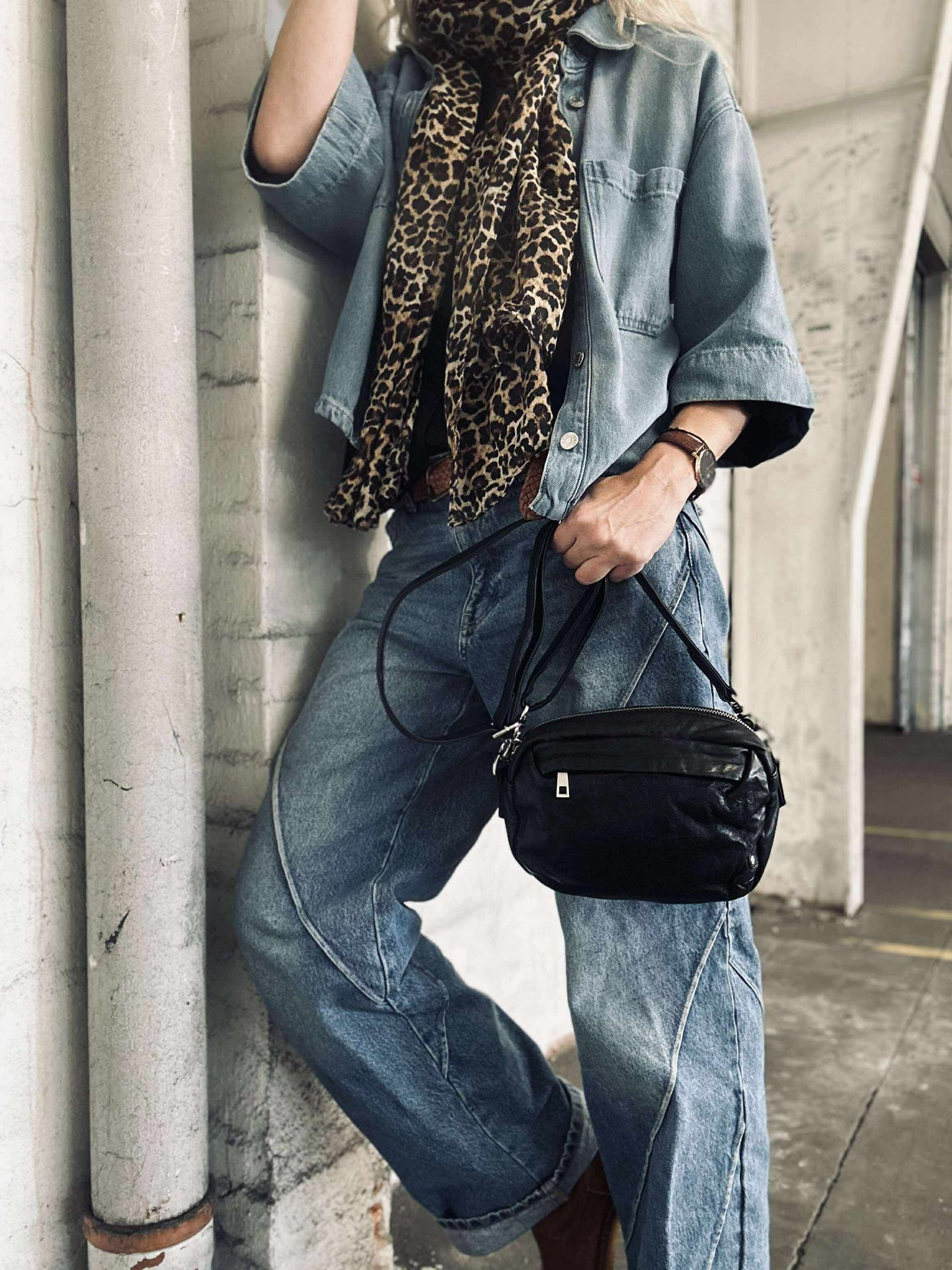 Axelremsväska Hanna Svart