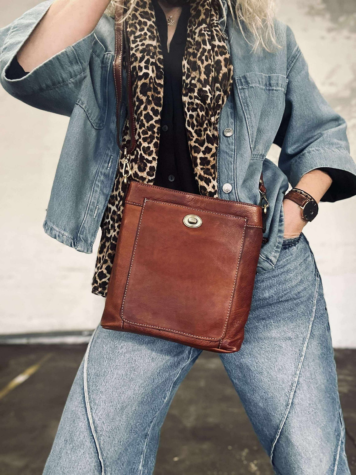 Crossover Moa liten - Cognac