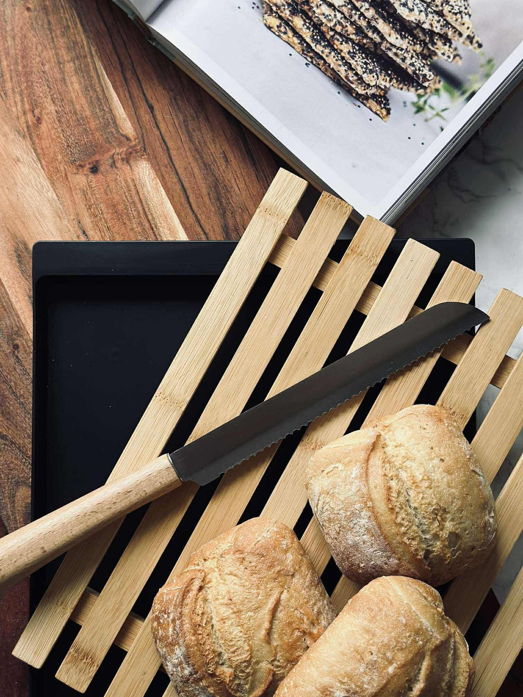 Skärbräda med smulbricka