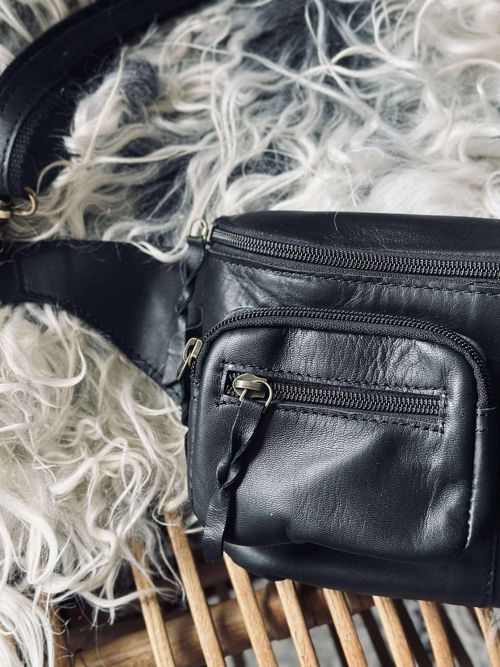 Midjeväska Kaya - Svart