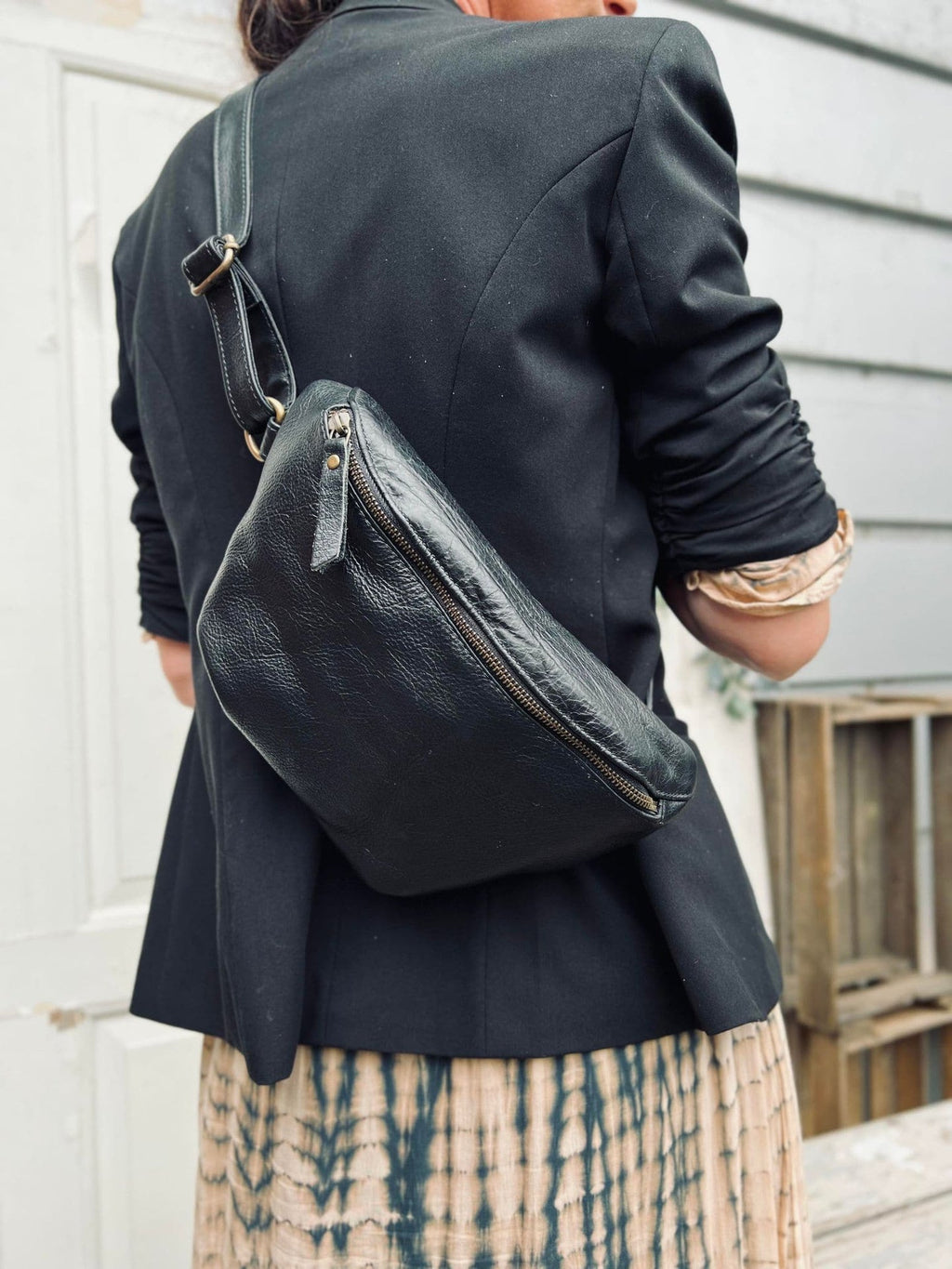 Bumbag BELLA i Svart buffelläder