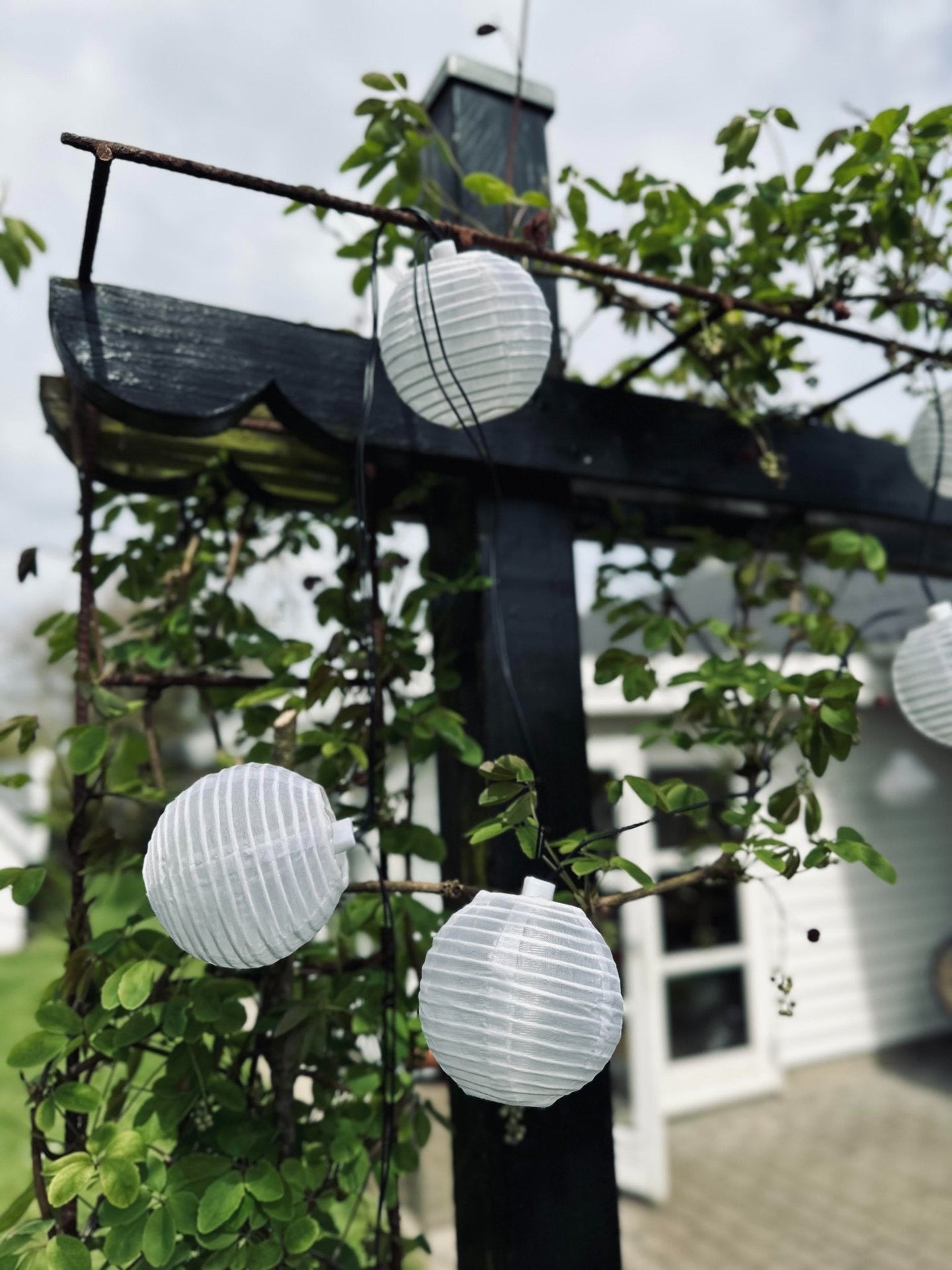 LED solcell ljusslinga, 10 vita bollar