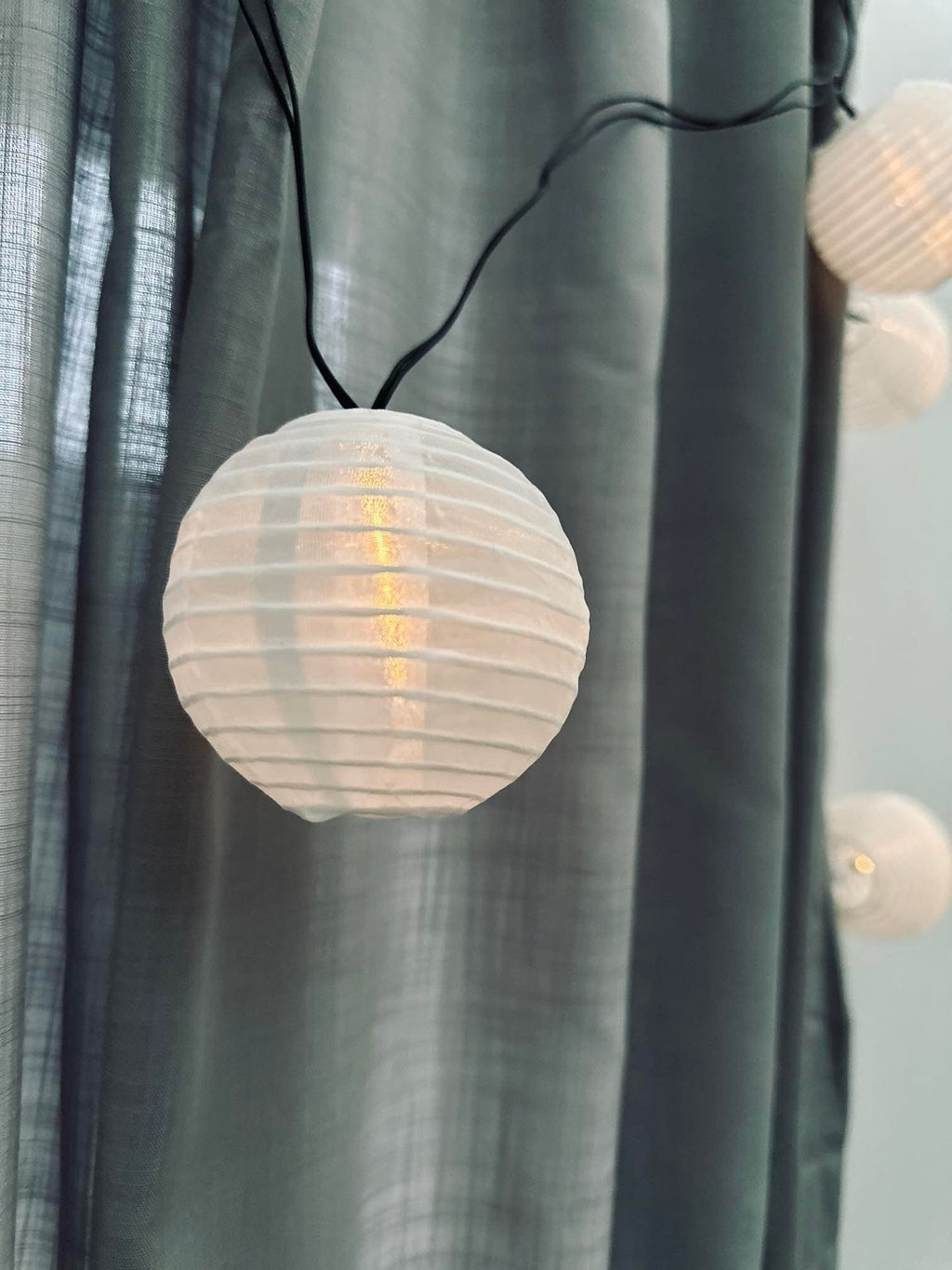 LED solcell ljusslinga, 10 vita bollar