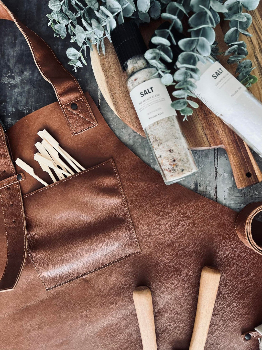 Skinnförkläde – Cognac buffelläder